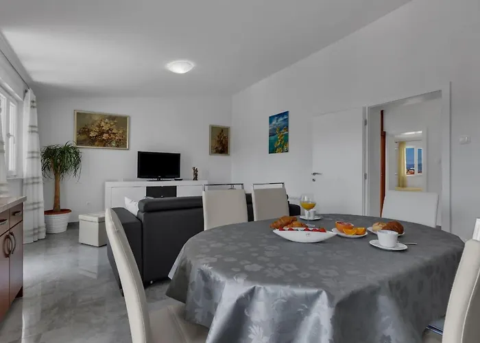 Apartment Ana Makarska